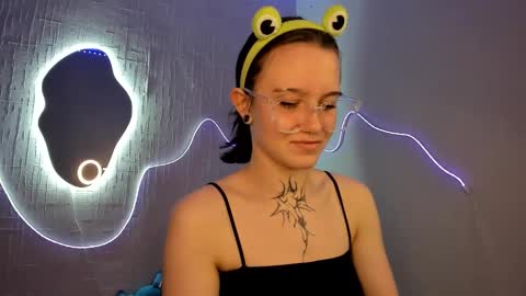 elastikiss online show from March 7, 2026, 4:37 pm