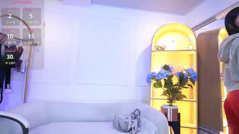 Elasummeer online show from October 3, 2025, 11:40 am