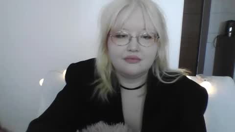 elayne_sweet online show from March 21, 2026, 8:08 am