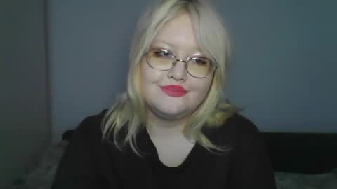 elayne_sweet online show from May 14, 2026, 6:20 am