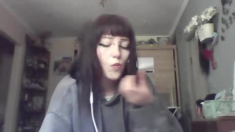 Snapshot of elaynetanton chatting on May 20, 2026, 7:25 am Lia online show from May 20, 2026, 7:25 am