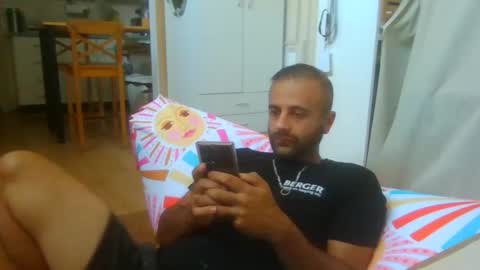 daniel18cmx online show from February 17, 2026, 2:08 am