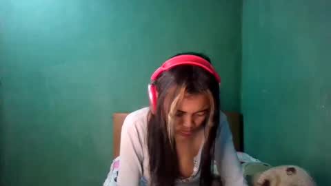 eldie69 online show from June 7, 2026, 3:32 am