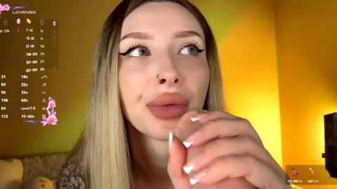 Ella online show from September 10, 2025, 6:24 am