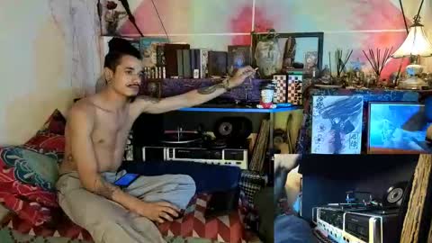 Snapshot of eleazar_blake chatting on October 7, 2025, 12:52 am Sir Eleazar online show from October 7, 2025, 12:52 am