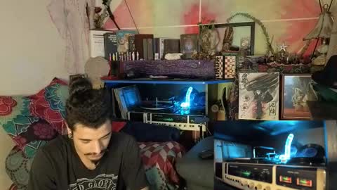 Snapshot of eleazar_blake chatting on October 20, 2025, 4:57 am Sir Eleazar online show from October 20, 2025, 4:57 am