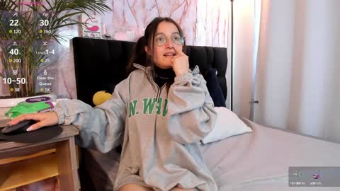 Elecktra online show from January 17, 2025, 7:16 pm