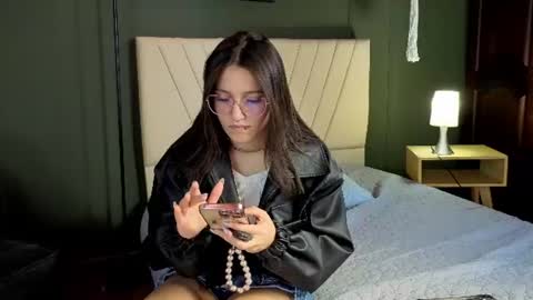 Elecktra online show from June 16, 2026, 7:49 pm