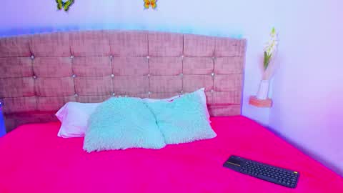 Snapshot of electra__moon chatting on March 3, 2026, 5:52 pm electra__moon online show from March 3, 2026, 5:52 pm