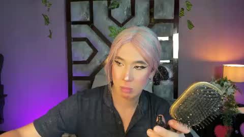 electra_gosselin online show from June 11, 2026, 2:11 am