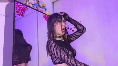 Electra Rhodes online show from June 14, 2026, 9:17 pm