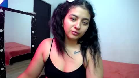 electra_sexylegs online show from September 12, 2025, 2:39 pm