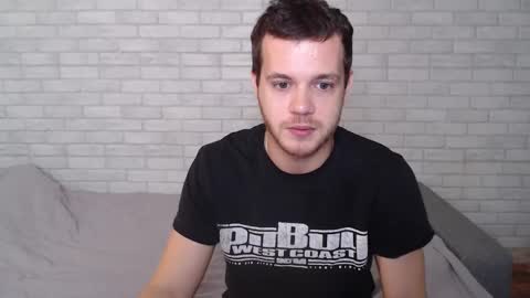 Snapshot of electric_smile chatting on October 6, 2025, 8:12 am Alex online show from October 6, 2025, 8:12 am