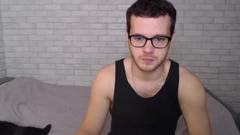 Snapshot of electric_smile chatting on October 11, 2025, 8:13 am Alex online show from October 11, 2025, 8:13 am