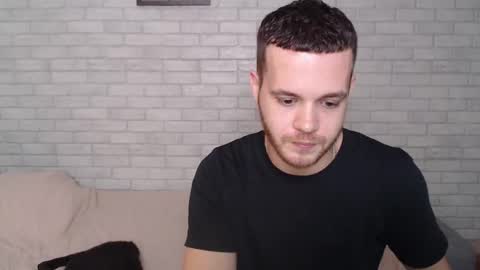 Snapshot of electric_smile chatting on October 25, 2025, 8:33 am Alex online show from October 25, 2025, 8:33 am