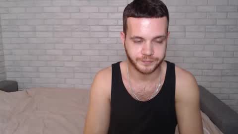 Snapshot of electric_smile chatting on October 30, 2025, 1:23 pm Alex online show from October 30, 2025, 1:23 pm