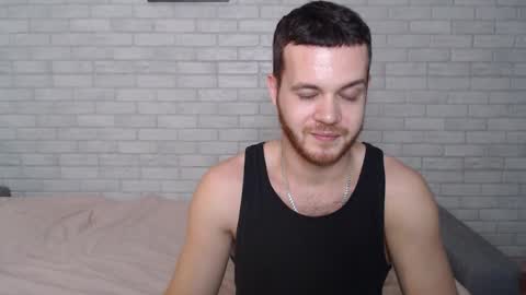 Snapshot of electric_smile chatting on November 7, 2025, 10:59 am Alex online show from November 7, 2025, 10:59 am