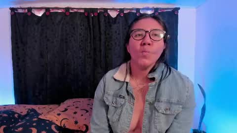 Snapshot of electricnightsxxx chatting on May 17, 2026, 1:51 pm LEXA CLARKE online show from May 17, 2026, 1:51 pm