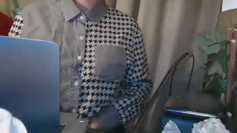 Julia Follow me on Onlyfansju grosroberts online show from December 8, 2024, 12:52 pm