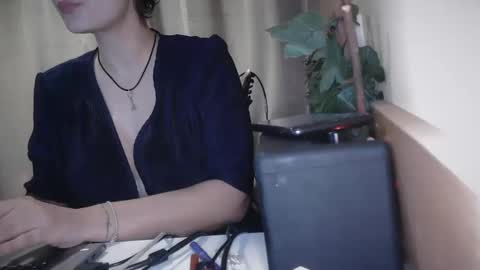 Julia Follow me on Onlyfansju grosroberts online show from February 14, 2025, 12:47 pm