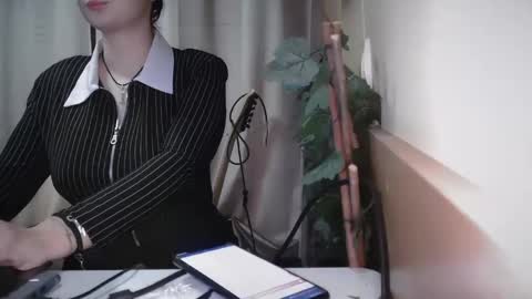 Julia Follow me on Onlyfansju grosroberts online show from February 16, 2025, 2:32 pm