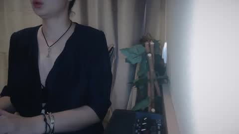Julia Follow me on Onlyfansju grosroberts online show from March 7, 2025, 2:23 pm