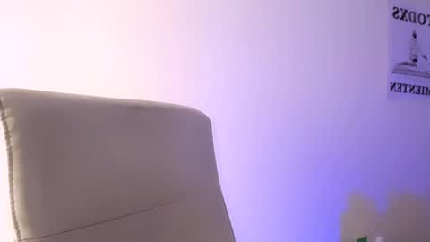  Elektra Sky  online show from January 31, 2025, 4:17 pm