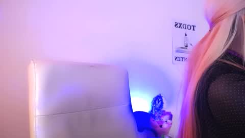 Snapshot of elektra_sky11 chatting on March 21, 2026, 10:13 pm Elektra Sky online show from March 21, 2026, 10:13 pm