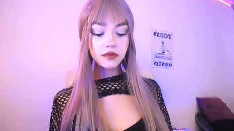 Snapshot of elektra_sky11 chatting on April 4, 2026, 9:01 pm Elektra Sky online show from April 4, 2026, 9:01 pm