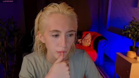 Elen  online show from May 31, 2026, 8:21 am