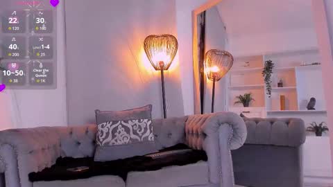 Elen CR online show from September 8, 2025, 7:13 pm