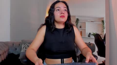 Elen CR online show from October 12, 2025, 4:28 pm