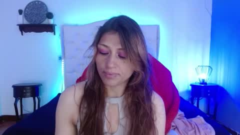Snapshot of elena_detroya_ chatting on January 9, 2025, 11:58 am Elena online show from January 9, 2025, 11:58 am