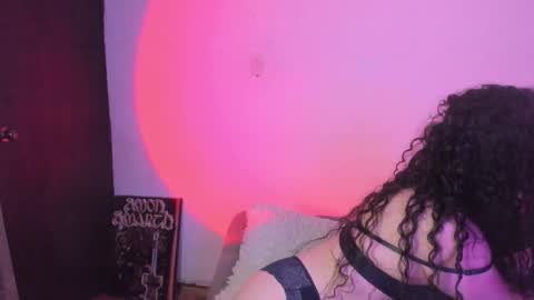 Snapshot of elena_lust chatting on November 8, 2025, 5:40 am Elena online show from November 8, 2025, 5:40 am