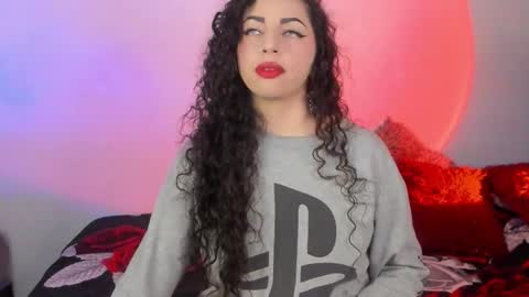 Elena  online show from February 2, 2026, 6:01 am