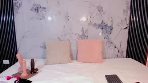 elena_wolff online show from June 29, 2026, 11:32 am