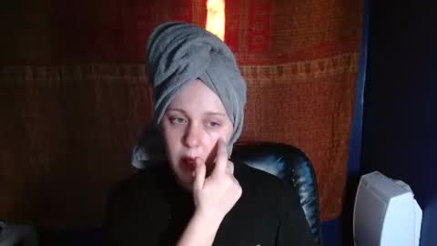 Snapshot of elenagilbert12 chatting on January 27, 2025, 12:43 am Goddess Elena online show from January 27, 2025, 12:43 am