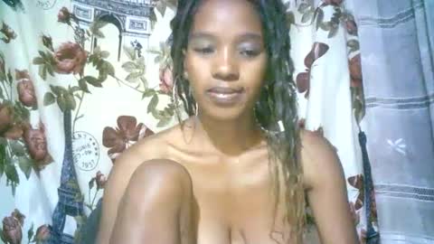 elenah013 online show from December 6, 2024, 9:54 am