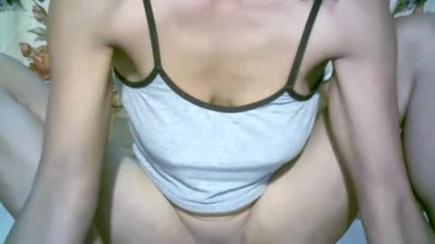 Snapshot of elenah0123 chatting on February 15, 2026, 7:51 am elenah013 online show from February 15, 2026, 7:51 am