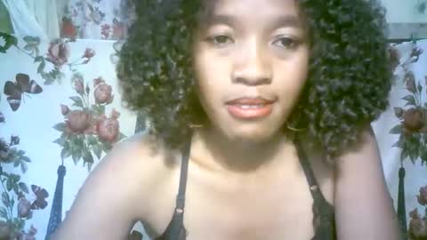 Snapshot of elenah0123 chatting on April 14, 2026, 7:25 am elenah013 online show from April 14, 2026, 7:25 am