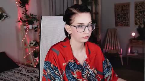 Miss Elena online show from February 4, 2026, 7:09 pm