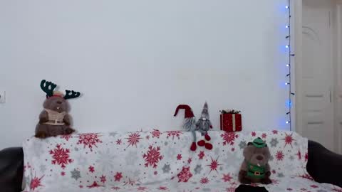 Snapshot of elenatroyy chatting on December 29, 2024, 3:11 am ElenaTroyy online show from December 29, 2024, 3:11 am