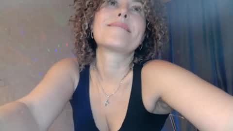 elenaza online show from January 26, 2025, 5:23 pm