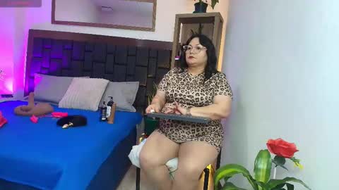 elenna_boobs_ online show from March 12, 2026, 4:18 am