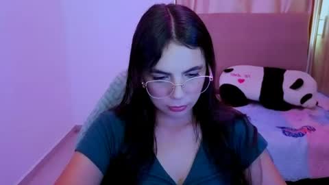 agnes online show from June 15, 2026, 6:32 pm
