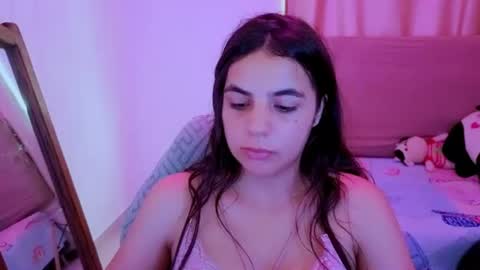 agnes online show from June 18, 2026, 7:18 pm