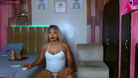 eletrabrowns online show from April 24, 2026, 3:09 am