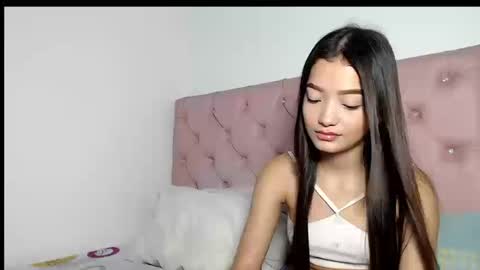 Snapshot of elettra_parisi19 chatting on September 9, 2025, 9:03 pm elettra_parisi19 online show from September 9, 2025, 9:03 pm