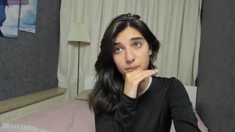 Snapshot of elfy_rare chatting on September 19, 2025, 8:20 pm Elfy online show from September 19, 2025, 8:20 pm