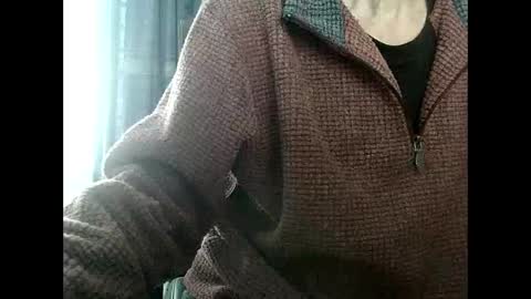 elfyonee online show from December 21, 2024, 9:55 am